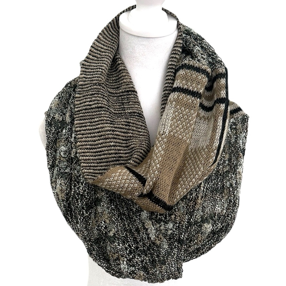 Winter Lennon Cozy Knit Infinity Scarf OS